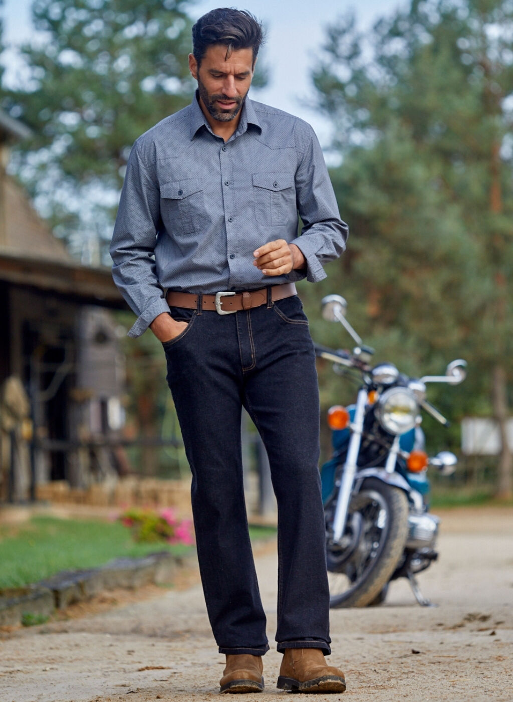 jean brut chemise grise look