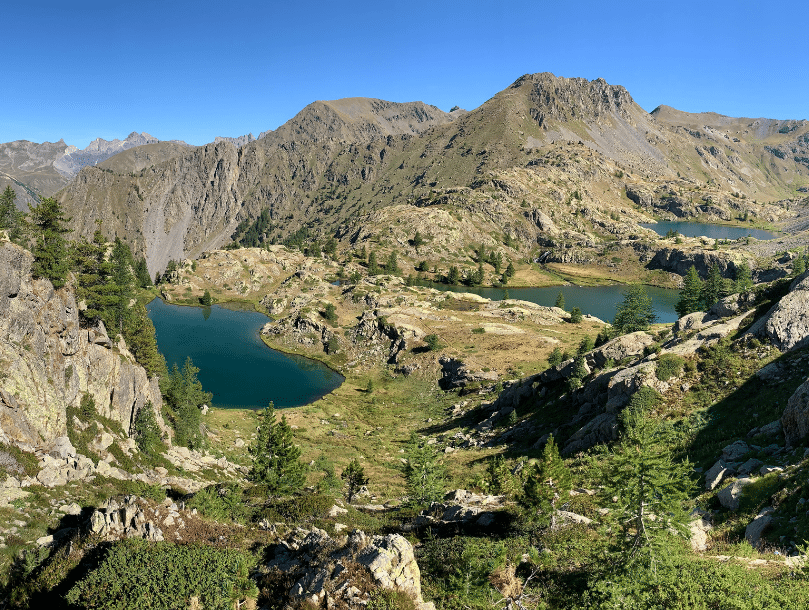 montagne lac