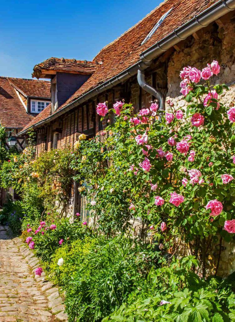 Gerberoy, « la ville des roses »