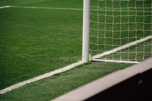 What to Wear For a Football Match