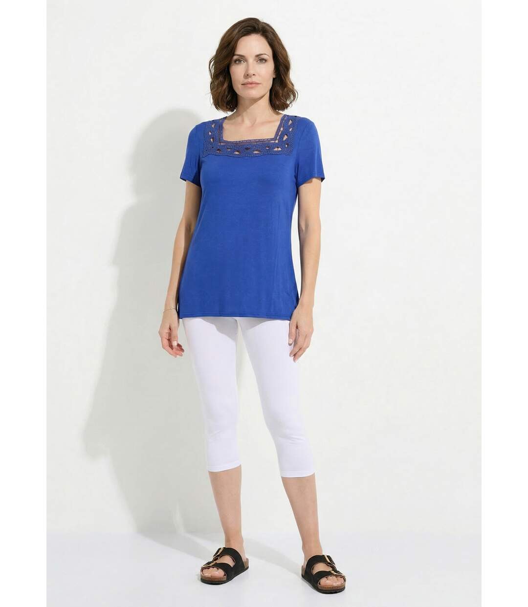 T-shirt long évasé col carré effet brodé-3