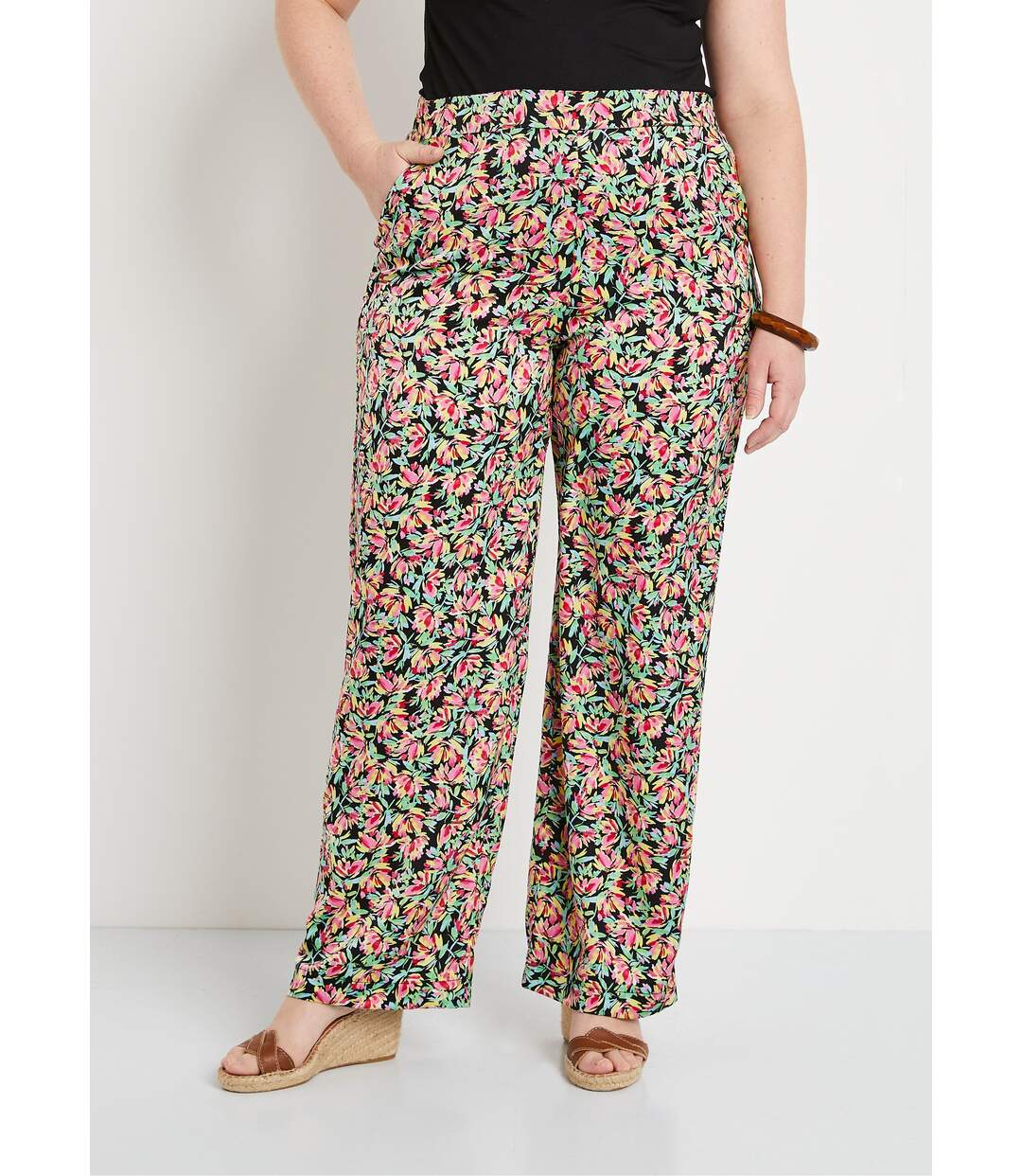 Pantalon taille semi-élastiquée satin fleuri-1