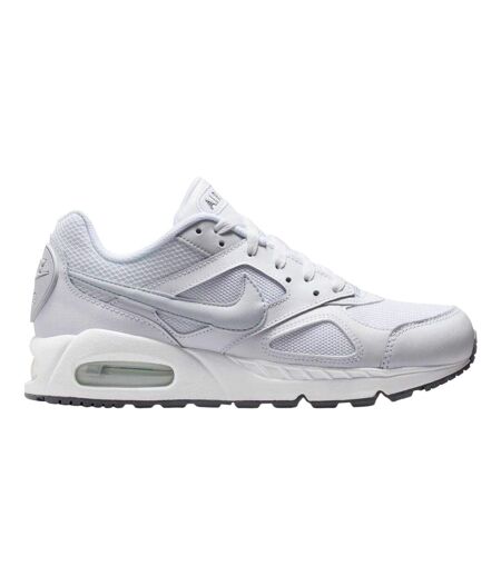 Baskets Air Max Ivo Femme Blanc Nike