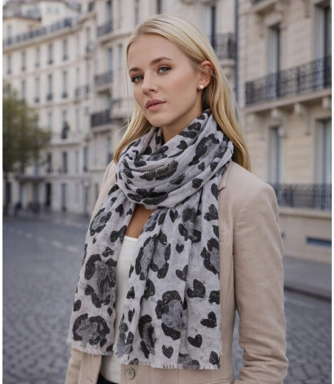 Foulard léger coeur léopard avec dorure pour femme - Couleur noir-3