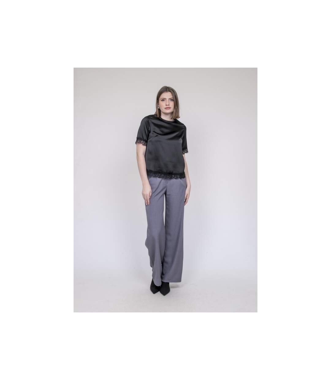 Top satin finition dentelle FERNADA - Dona X Lisa-4