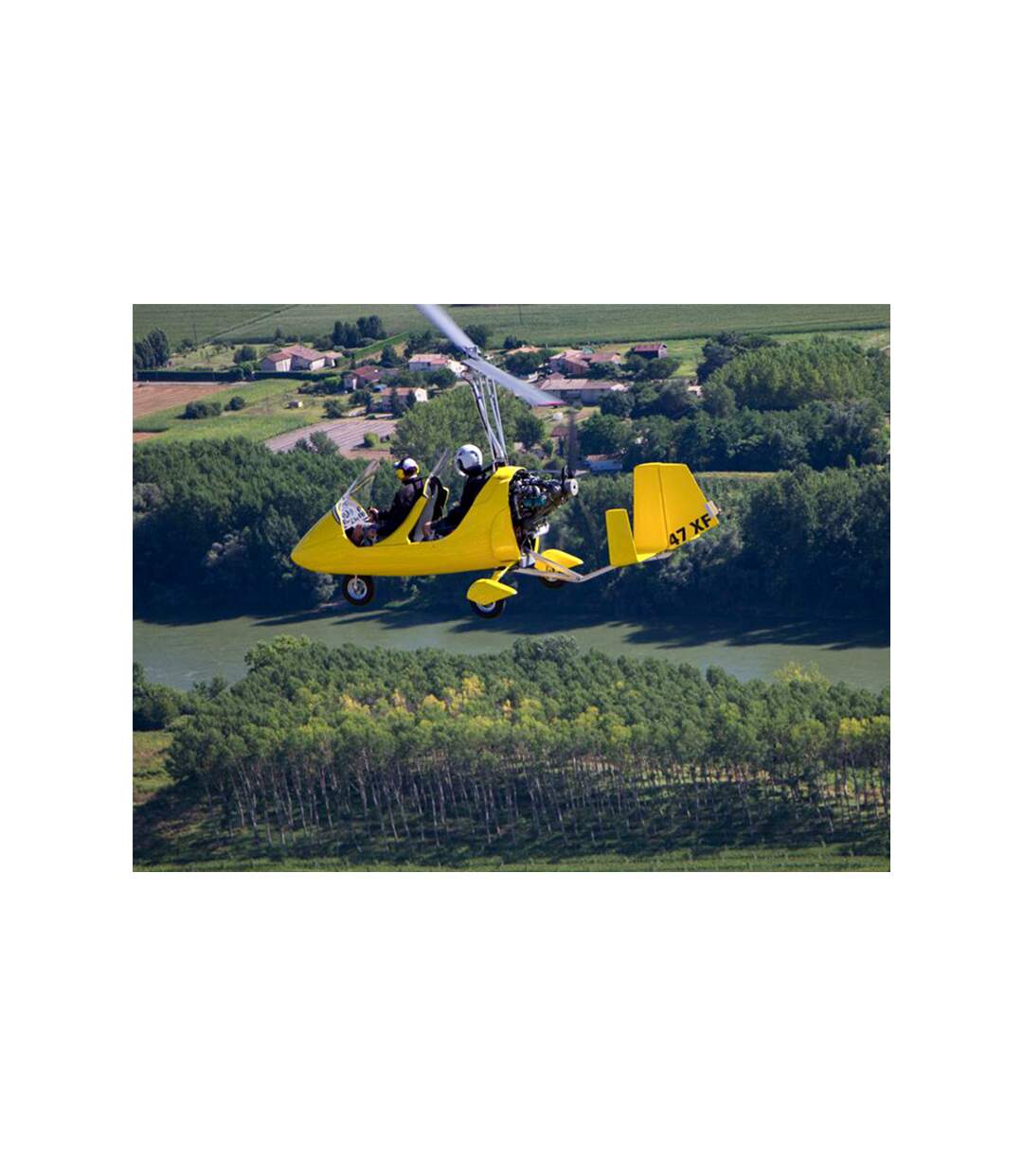 La Garonne vue du ciel : 30 min de vol en ULM autogire près de Bordeaux - SMARTBOX - Coffret Cadeau Sport & Aventure