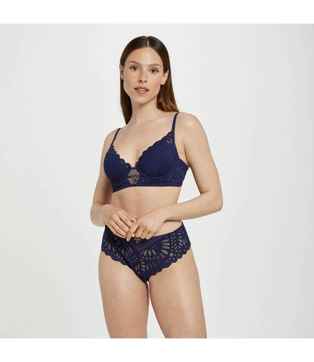 Soutien-gorge ampliforme coque moulée bleu marine Amélie