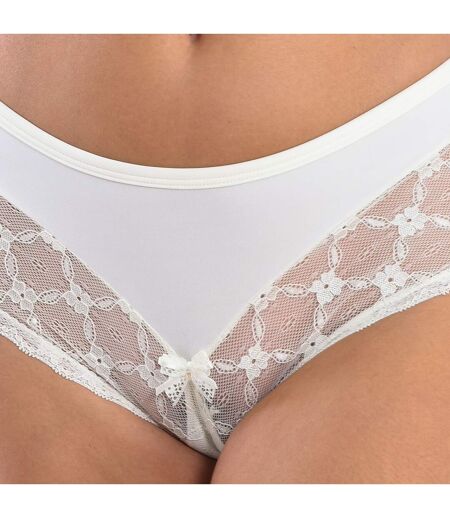 Lace culotte panties for women, BRIGITTE model. Elegance, comfort and perfect fit.