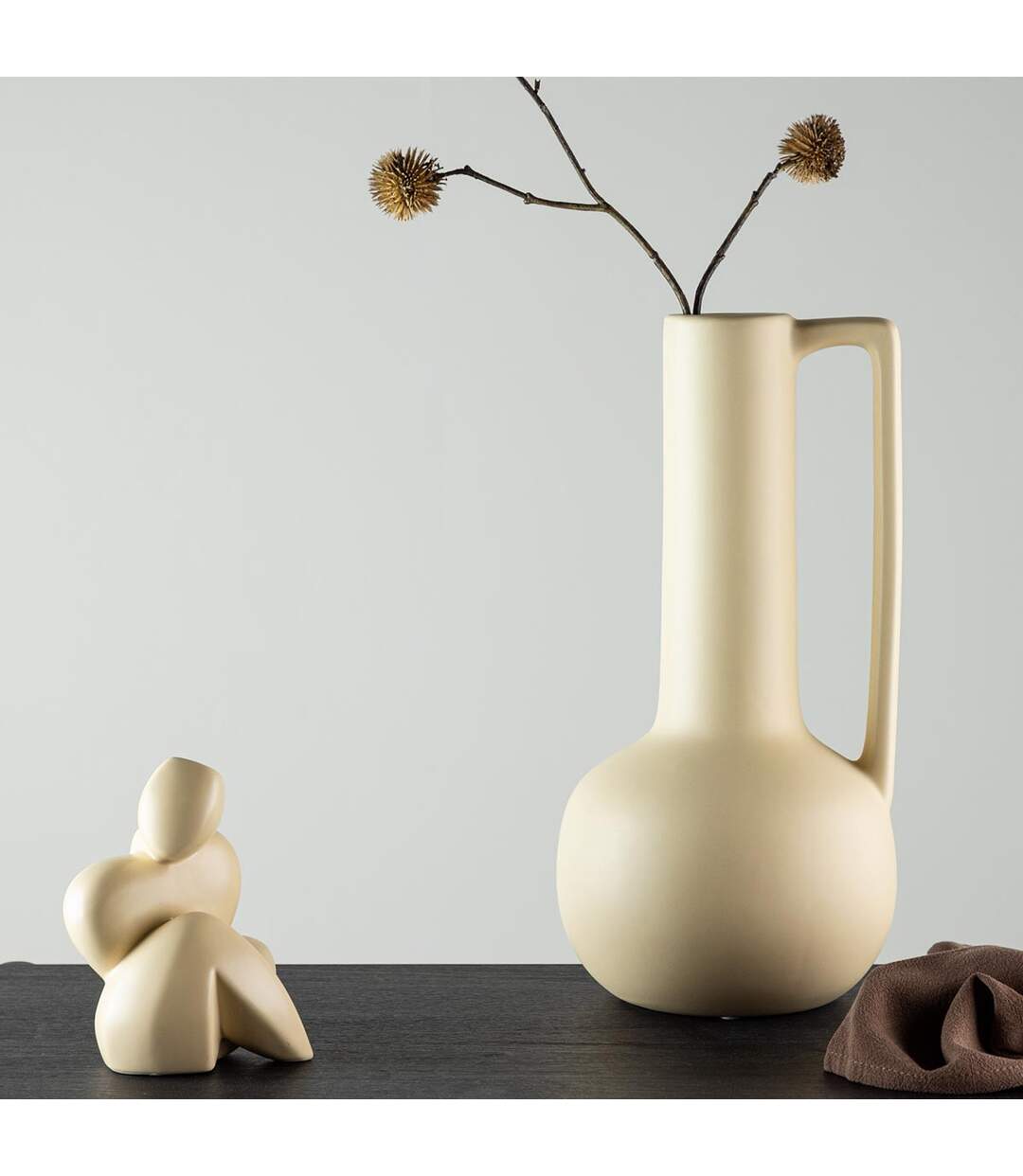 Vase Design en Céramique Allis 36cm Jaune-5