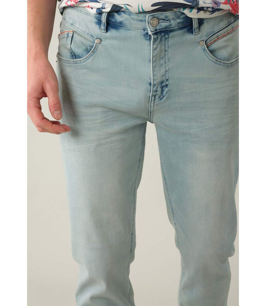 Jean style rock pour homme CAESAR