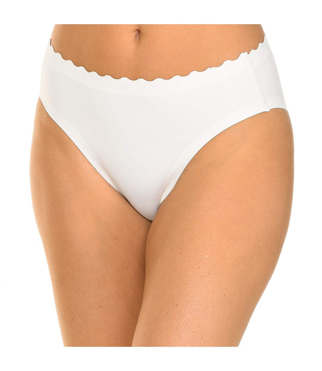 Seamless panties and breathable fabric D4C27 for women, discreet and comfortable design for all day-1