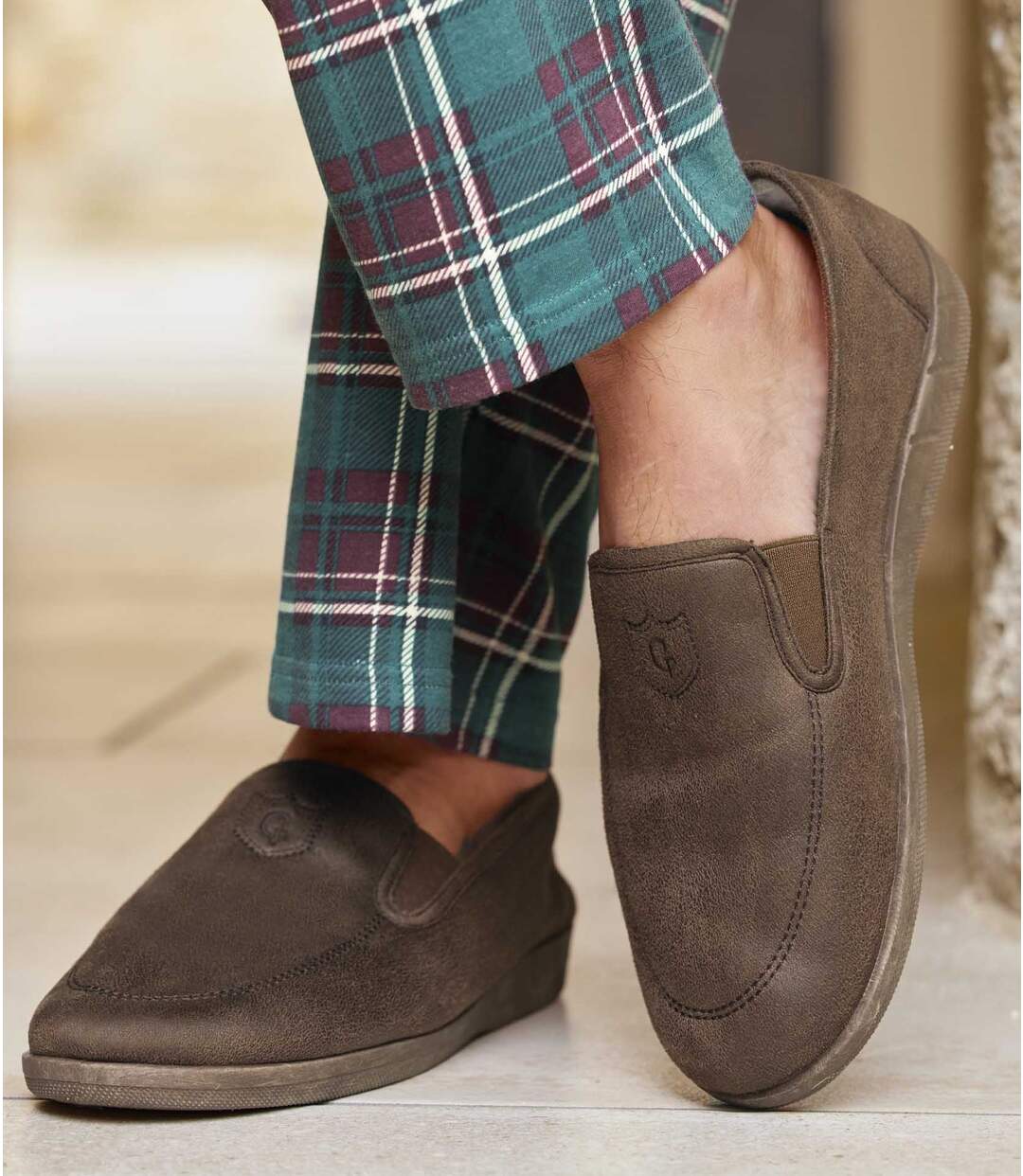 Comfortable Men's Sherpa Lined Slippers | Collections Etc