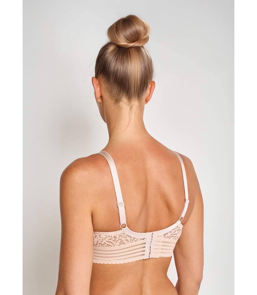 Soutien-gorge emboîtant avec armatures en dentelle-2