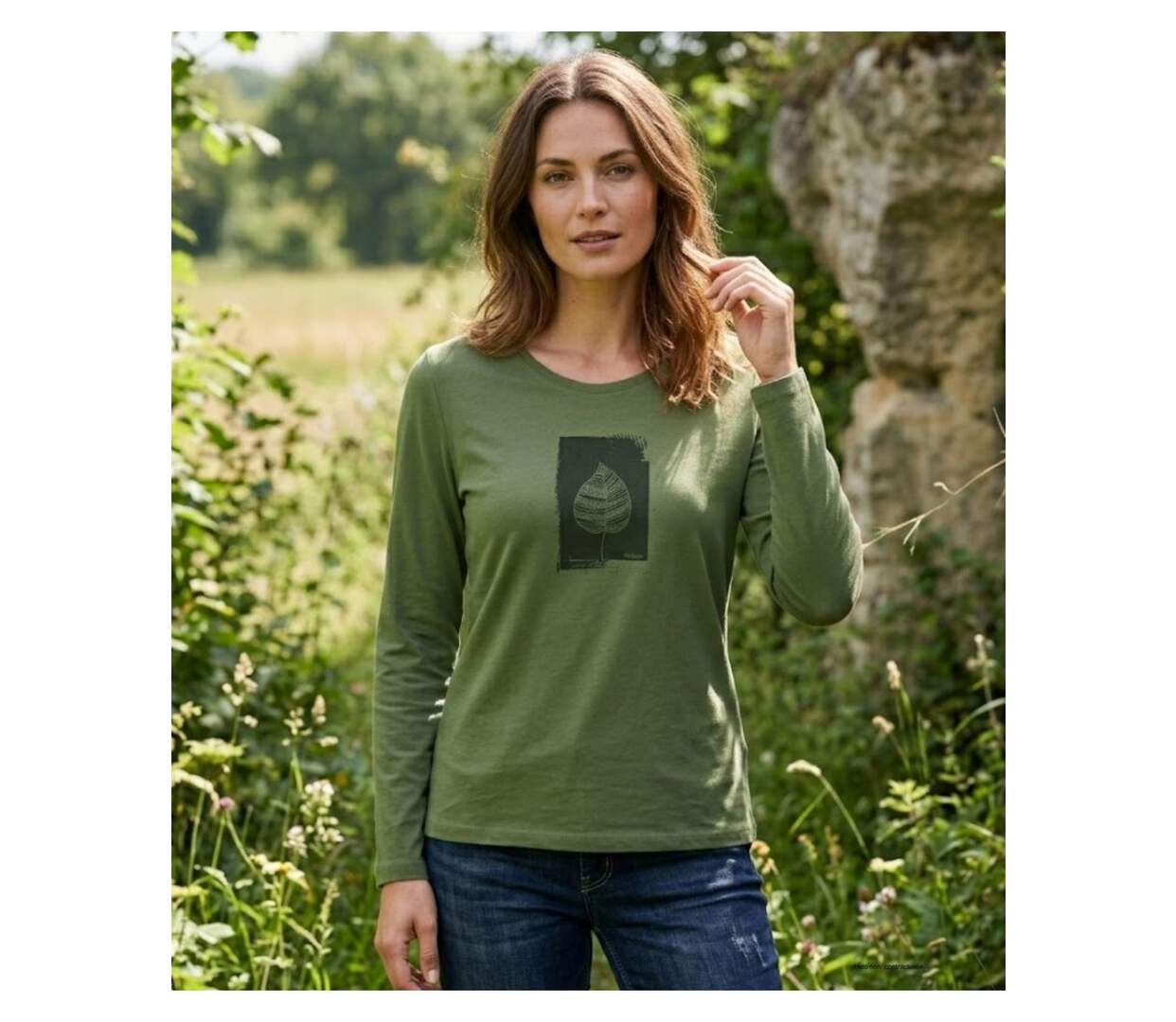 MAYFLOWER NIKKI4 : Tee-shirt manches longues olive en coton pour un style naturel-1