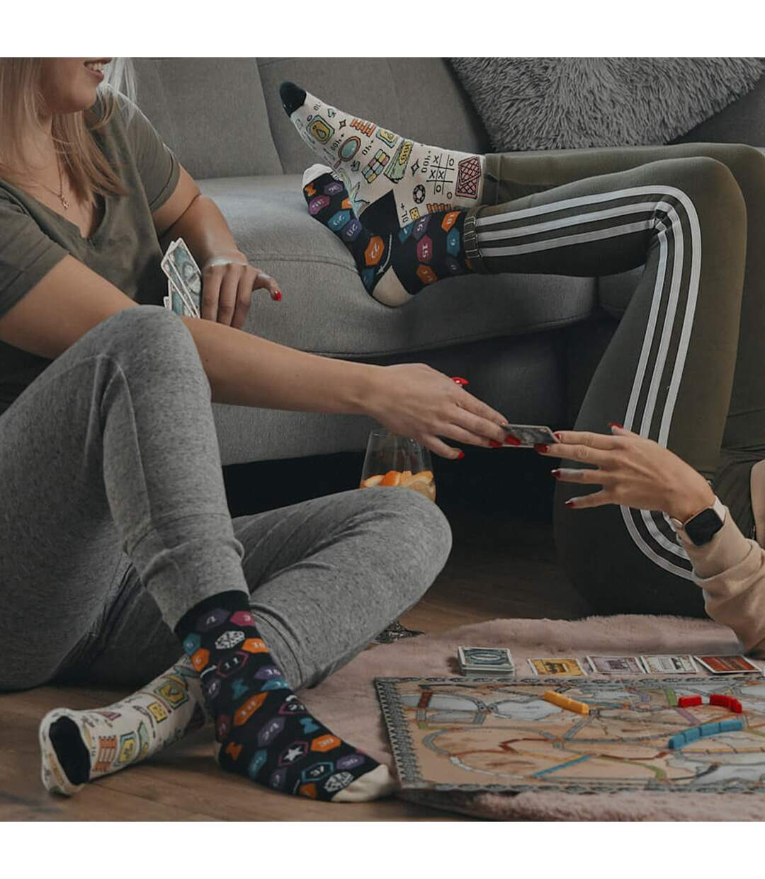 1 Pack Unisex Mismatched Novelty Odd Socks - Board Games-5