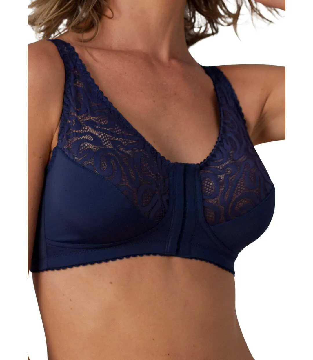 Soutien-gorge sans armatures ouvert devant-2
