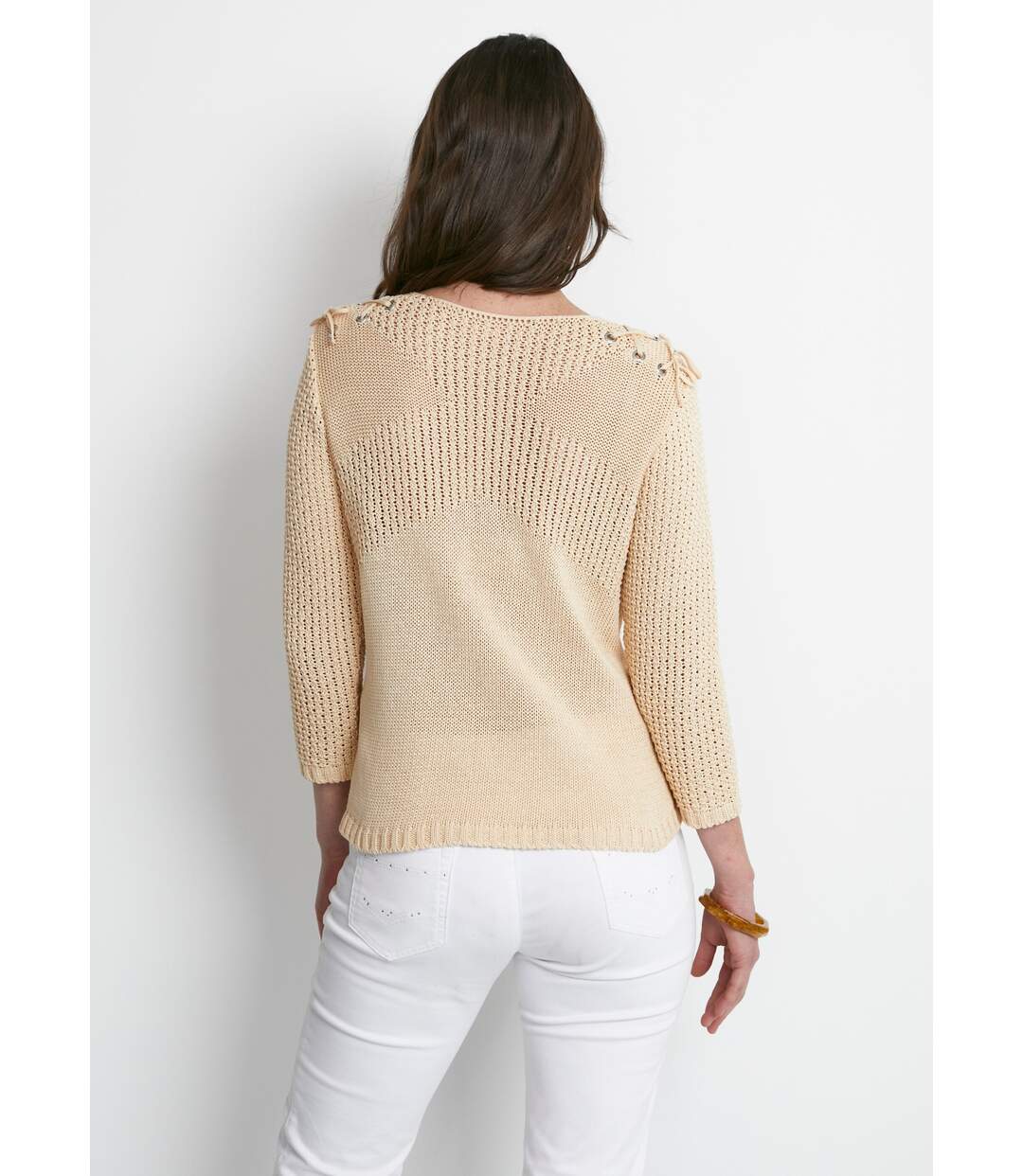 Pull col rond laçage fantaisie-2