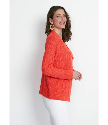 Gilet court boutonné ajouré