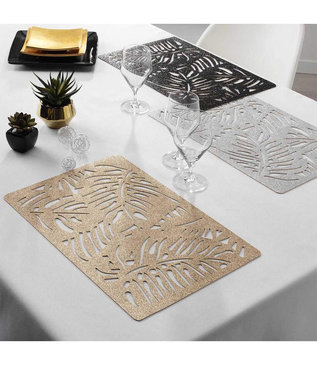 Set de Table avec Paillettes Lena 30x45cm Noir-3