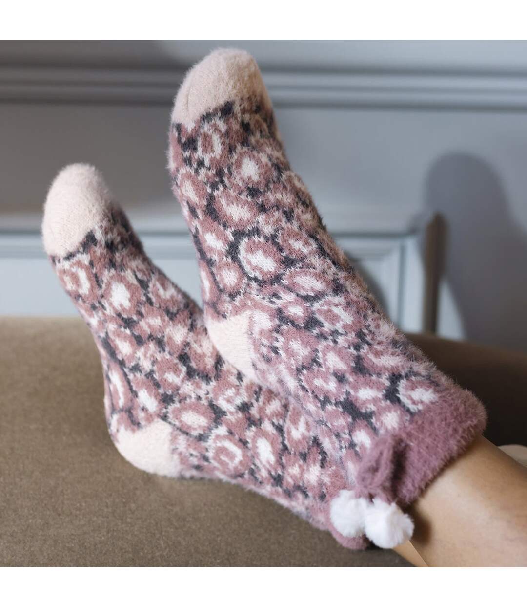 1 Pair Ladies Sherpa Lined Grip Socks - Warm Fluffy Cosy Non-Slip Comfort-5