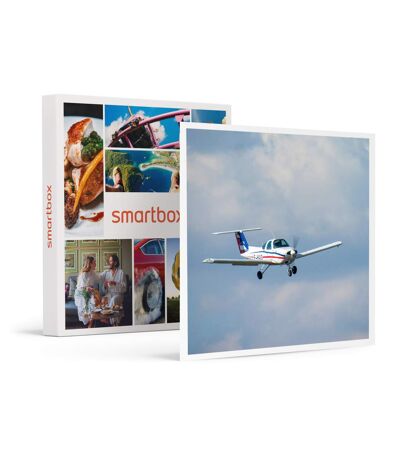 Initiation au pilotage d'avion lors d'un vol de 25 min près de Lille - SMARTBOX - Coffret Cadeau Sport & Aventure