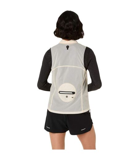 Womens/ladies Metarun Lightweight Packable Gilet Cream Asics