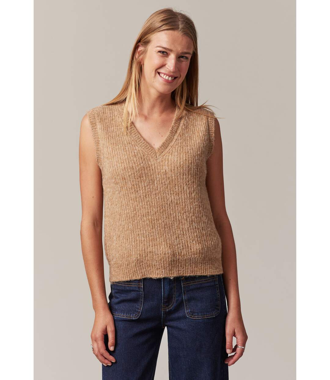 Pull sans manche à col V pour femme PIA