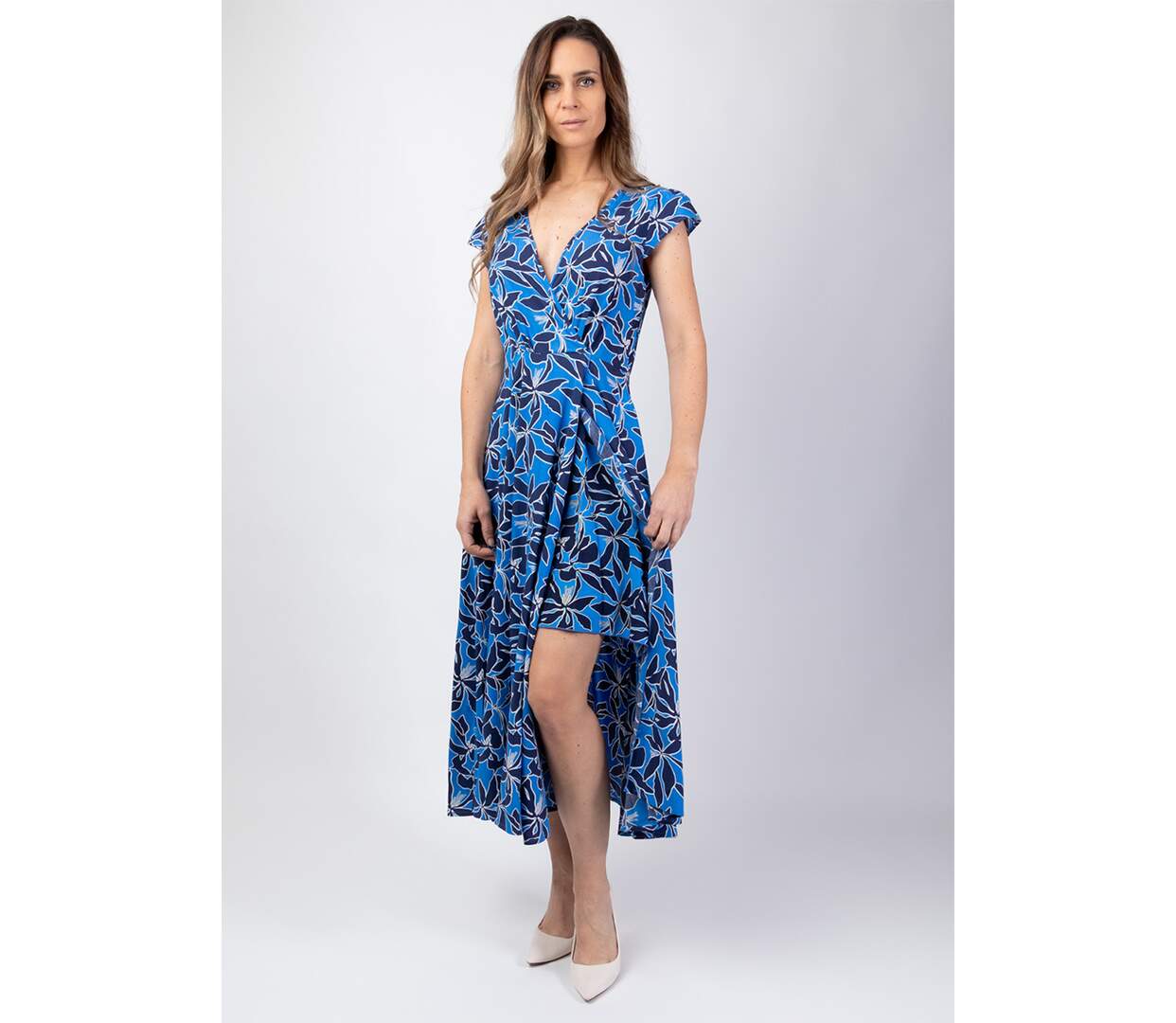 Robe mi-longue fendue en viscose LOLITA  motif estival bleu Coton Du Monde-2