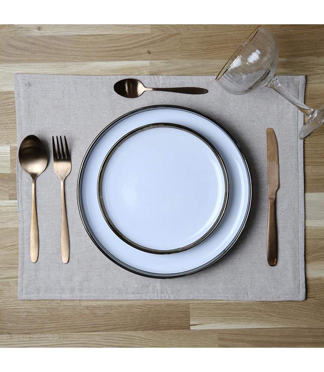 Set de table UNICO-2