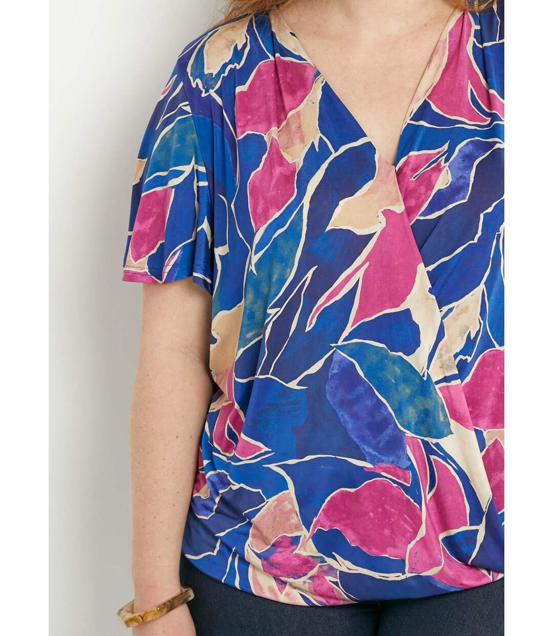 T-shirt cache-coeur long blousant motif floral-4