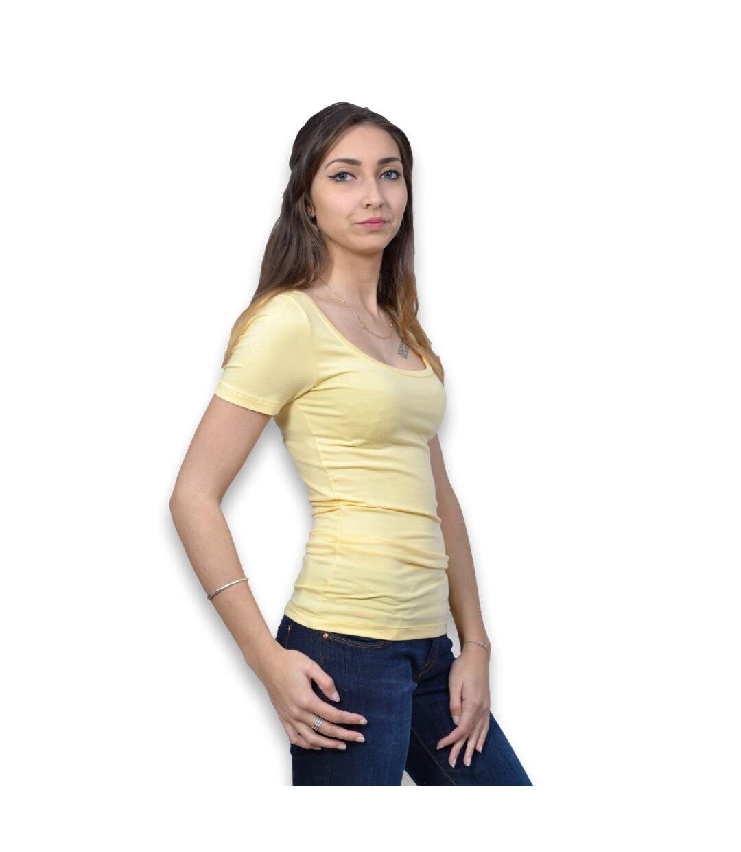 Tee shirt manches courtes femme de couleur jaune col rond