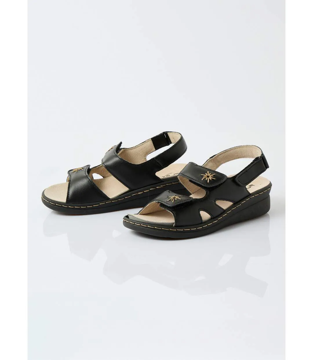 Sandales cuir brodé grande largeur-5