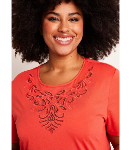 T-shirt court brodé manches courtes