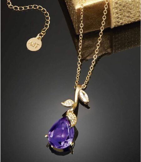 Women's Elegant Crystal-Embellished Pendant Necklace