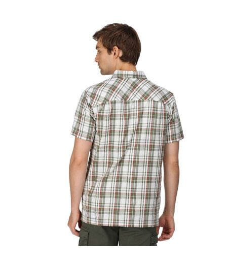 Regatta Mens Deavin Checked Short-Sleeved Shirt (Fauna)