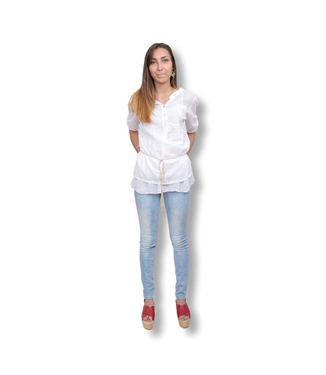 Chemise femme manches courtes de couleur blanche-5