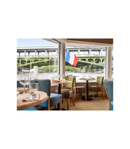 1h45 de croisière sur la Seine avec dîner à bord du Capitaine Fracasse - SMARTBOX - Coffret Cadeau Gastronomie