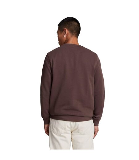 Mens crew neck long-sleeved sweatshirt deep mahogany Lyle & Scott