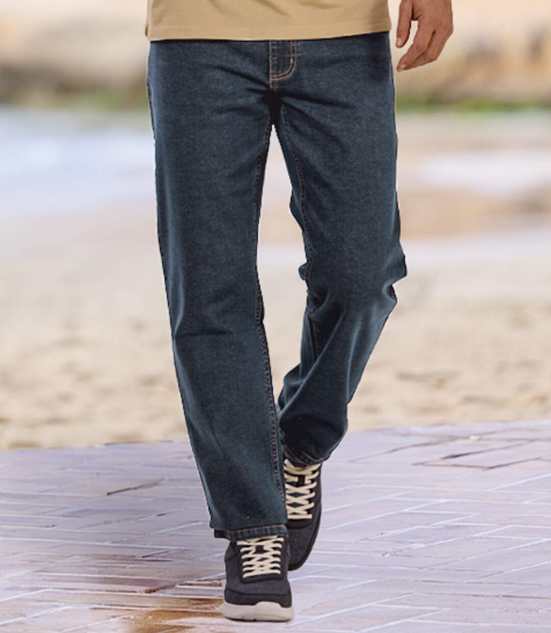 Blaue Regular-Jeans im Cargo-Stil-9