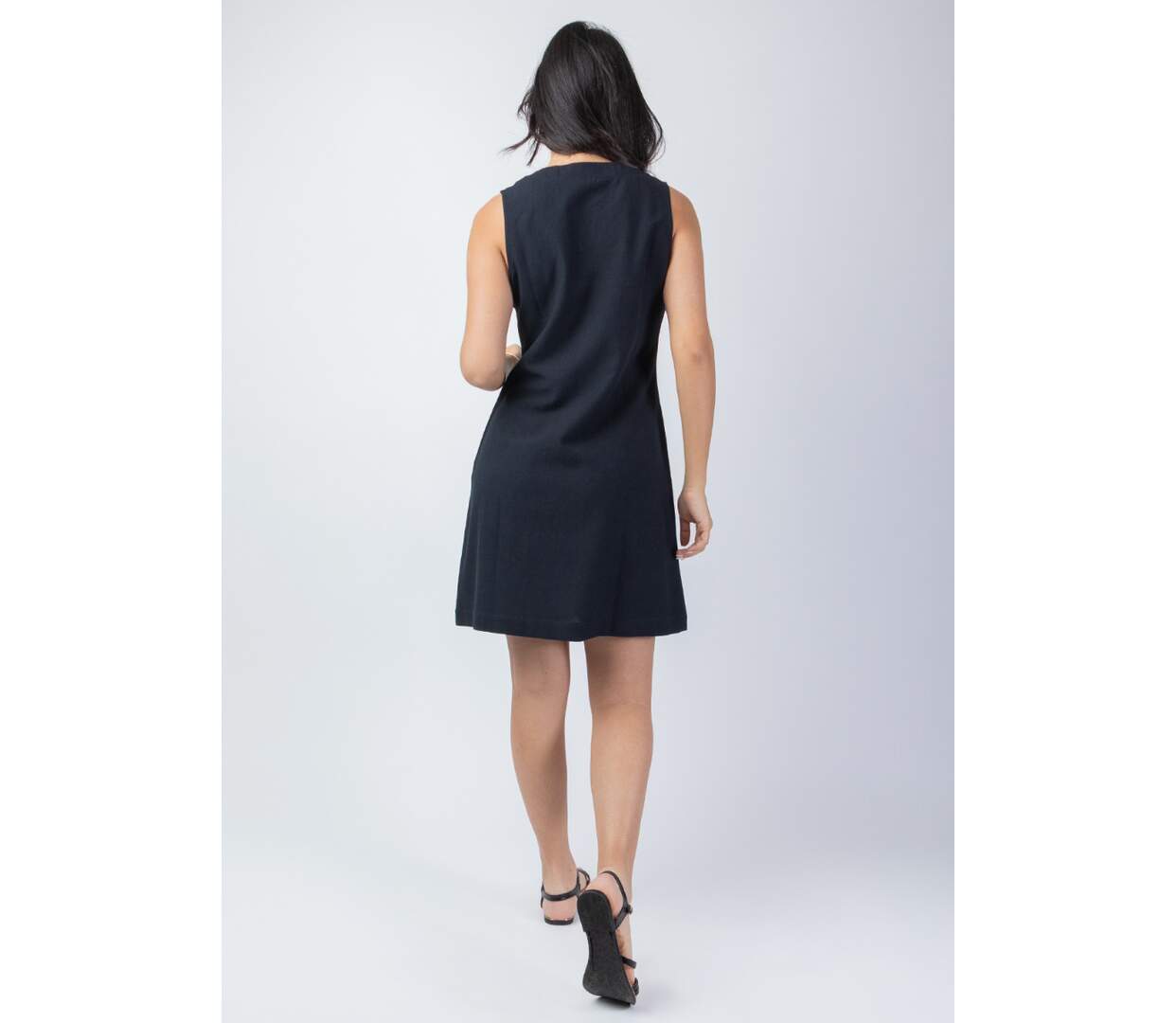 Robe courte cintrée Ondine unie noire Coton Du Monde-4