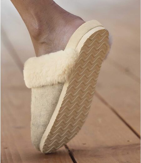 Domácí pantofle zateplené umělou kožešinou