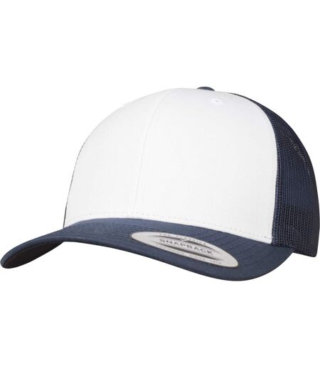 Casquette trucker flexfit blanc / bleu marine Yupoong