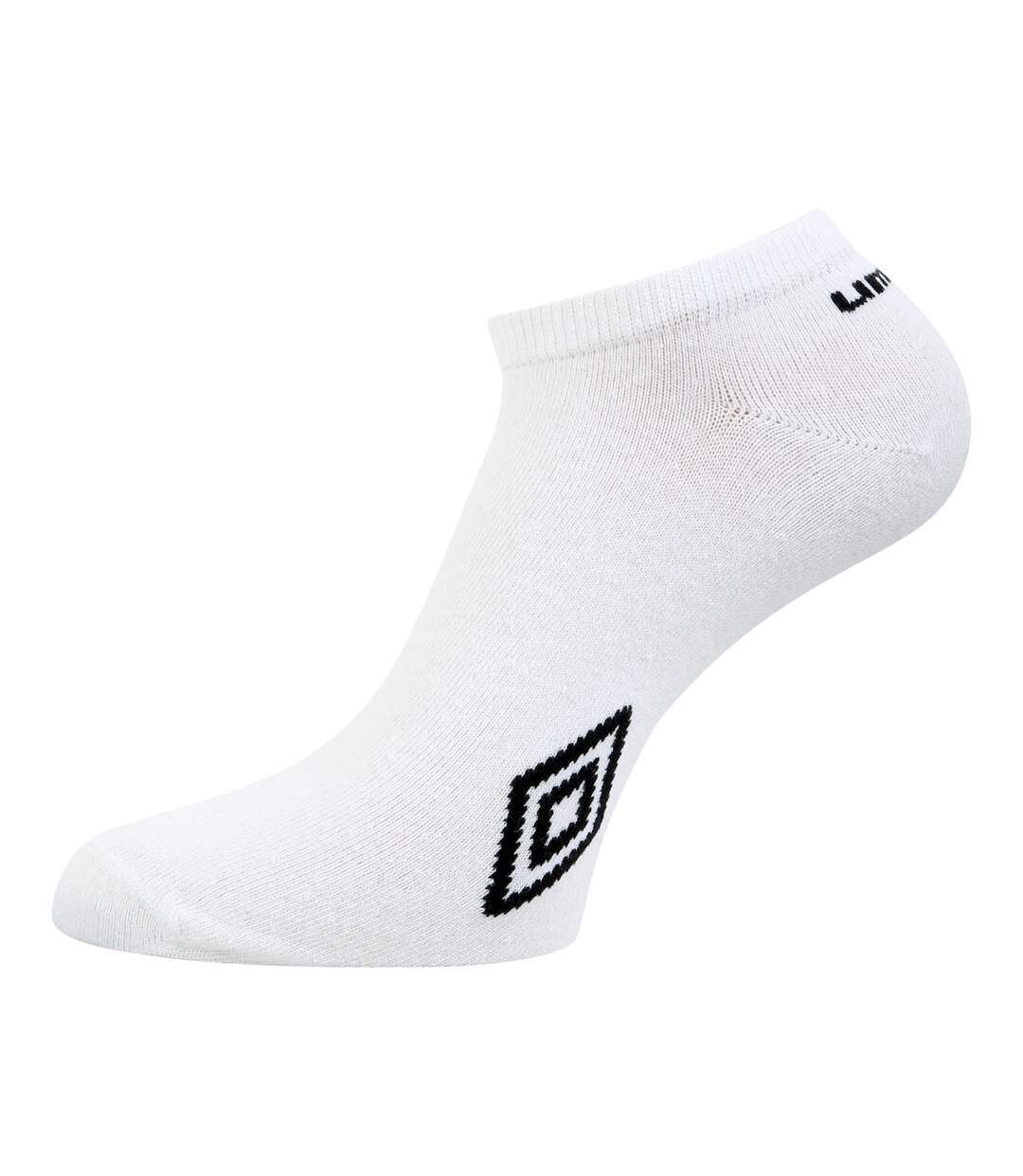 Pack of 3  Unisex adult logo trainer socks  white/black/grey Umbro-2