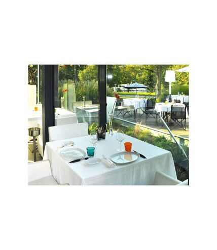 Repas gastronomique dans un restaurant 1 étoile au Guide MICHELIN 2022 près de Cognac - SMARTBOX - Coffret Cadeau Gastronomie