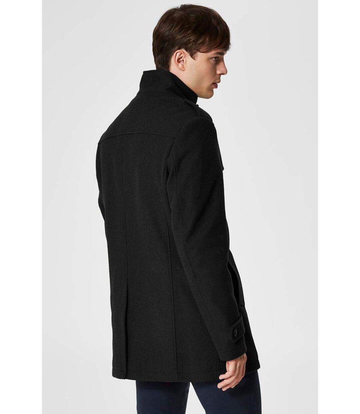 Manteau en laine boutonné