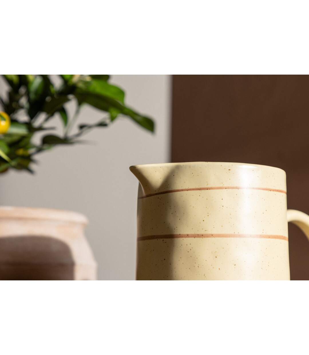 Pichet Moucheté en Porcelaine Kutie 22cm Beige-5