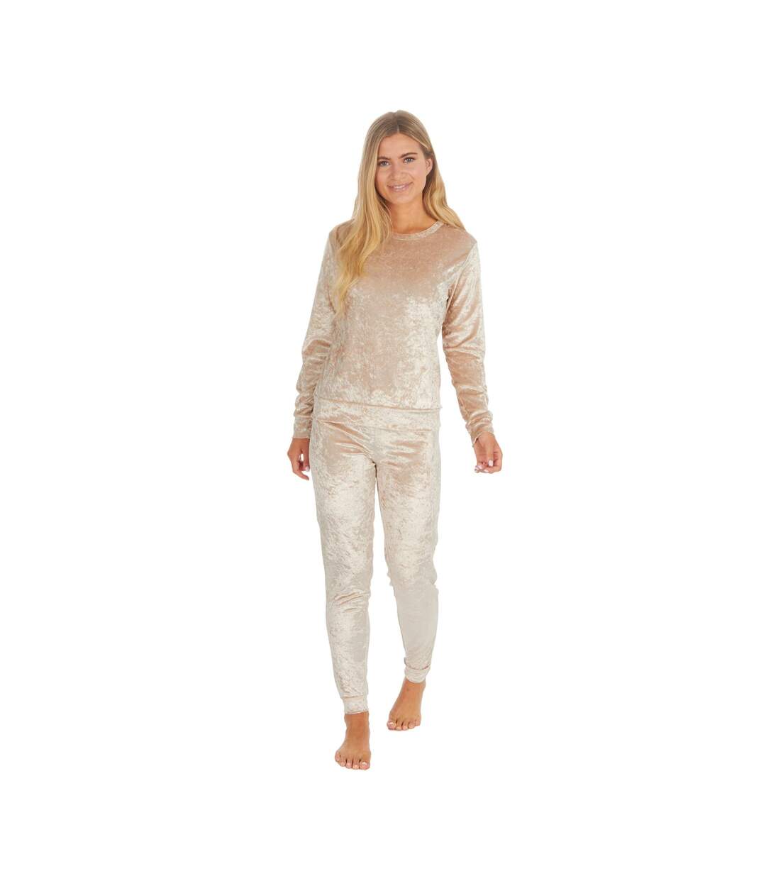 Ladies Velvet Lounge Suit: Cozy Crushed Fleece Pyjamas Set for Winter Comfort