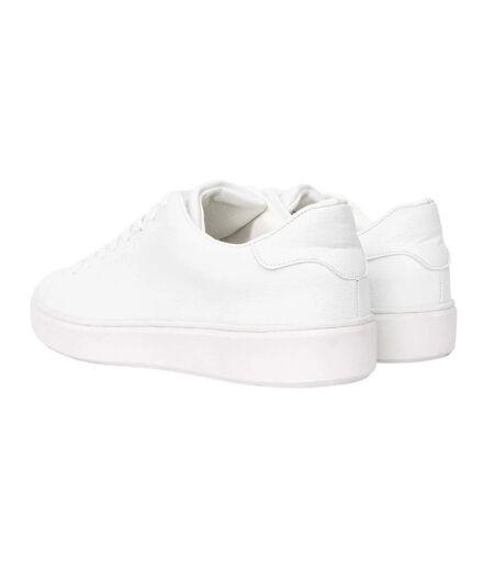 Mens kremes leather-look pu trainers white Duck and Cover