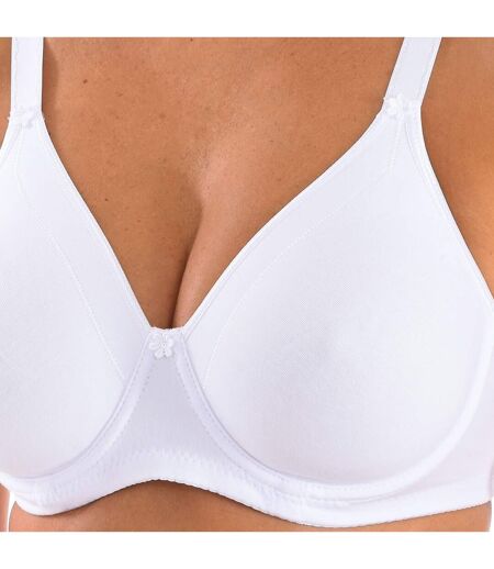 Cotton bra with underwire for women, PATRICIA model. Firm support, softness and everyday comfort.