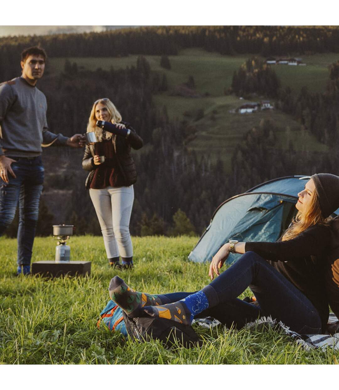 SPOX SOX - Chaussettes fantaisie dépareillées pour hommes et femmes - Camping-3